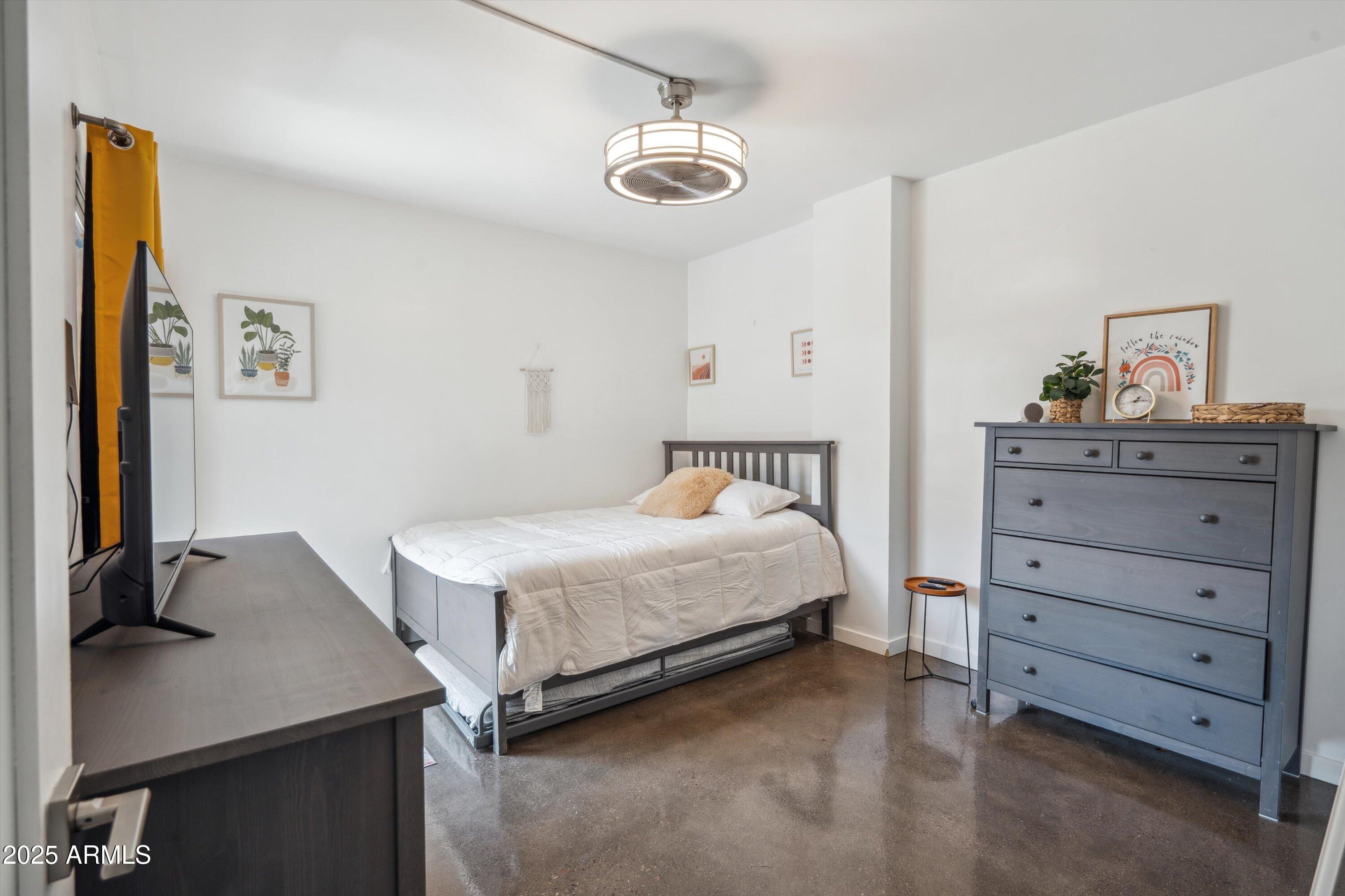 805 North 4th Avenue, Unit 208 Phoenix, AZ 85003 - Photo 9 of 20 11-Bedroom