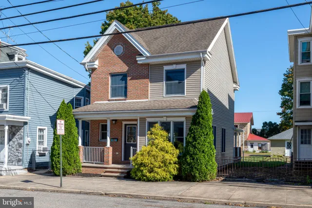 $279,900 | 407 Market Street, Lykens, PA 17048