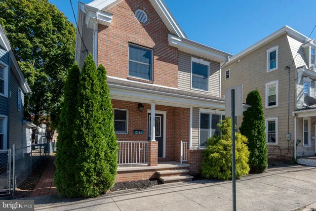 $279,900 | 407 Market Street, Lykens, PA 17048