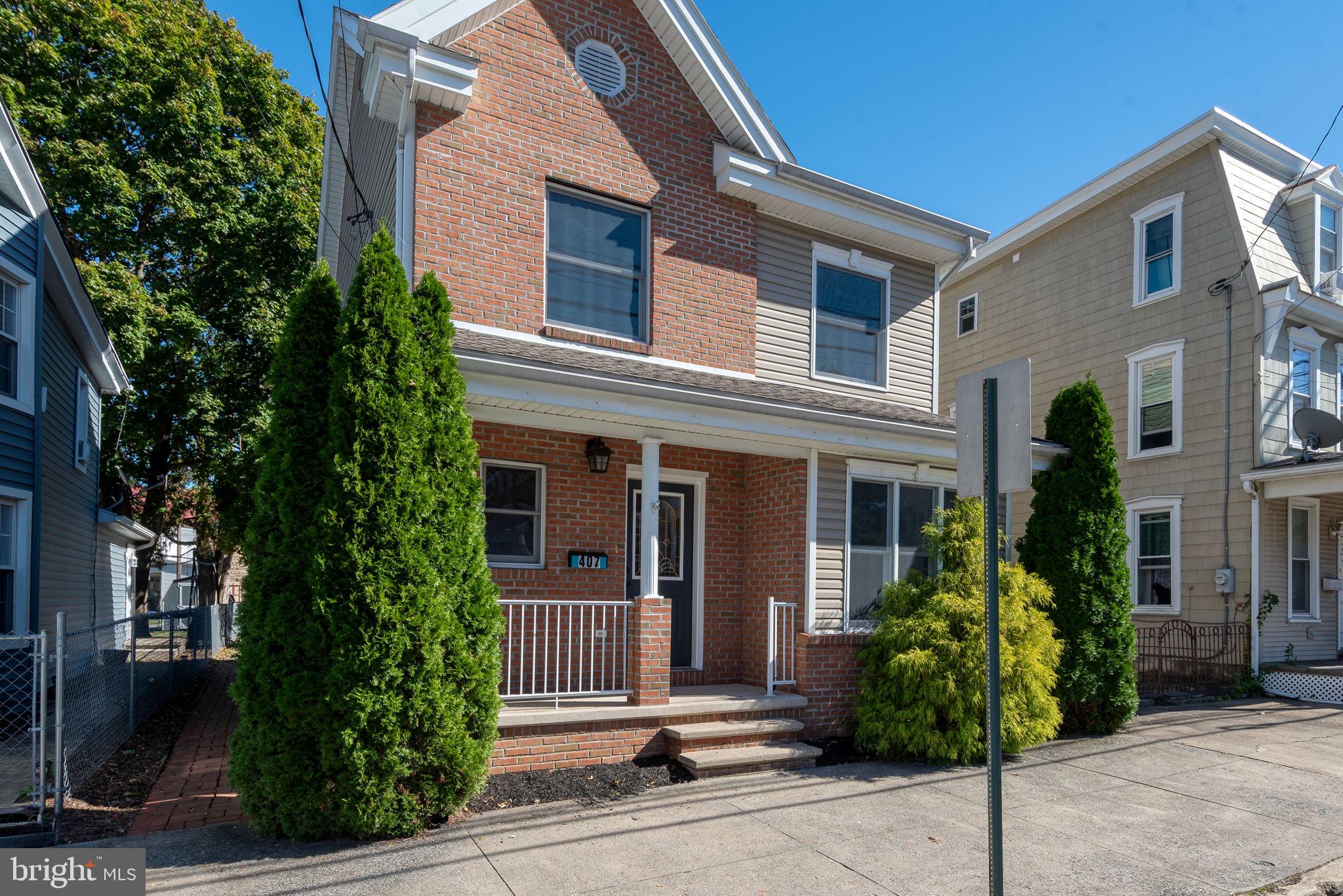 407 Market Street Lykens, PA 17048 - Photo 3 of 45