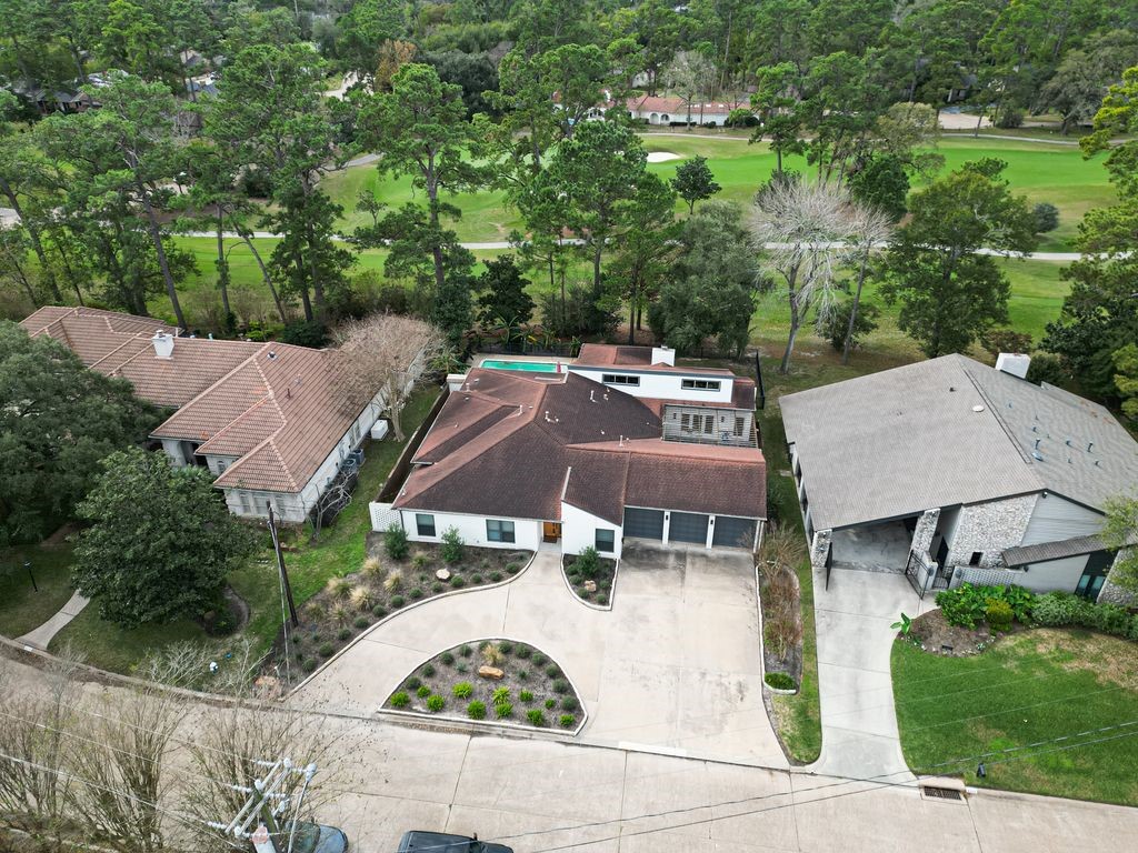 6226 Pebble Beach Drive Houston, TX 77069 - Photo 45 of 46 an aerial view of house with yard