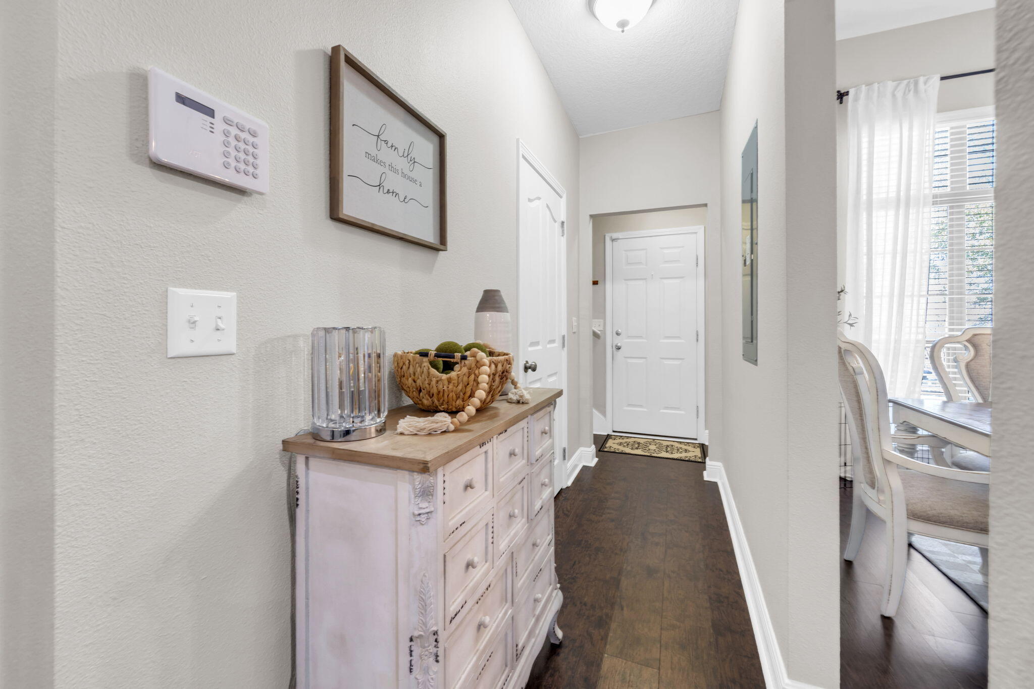 673 Red Fern Road Crestview, FL 32536 - Photo 5 of 48 Entry Way