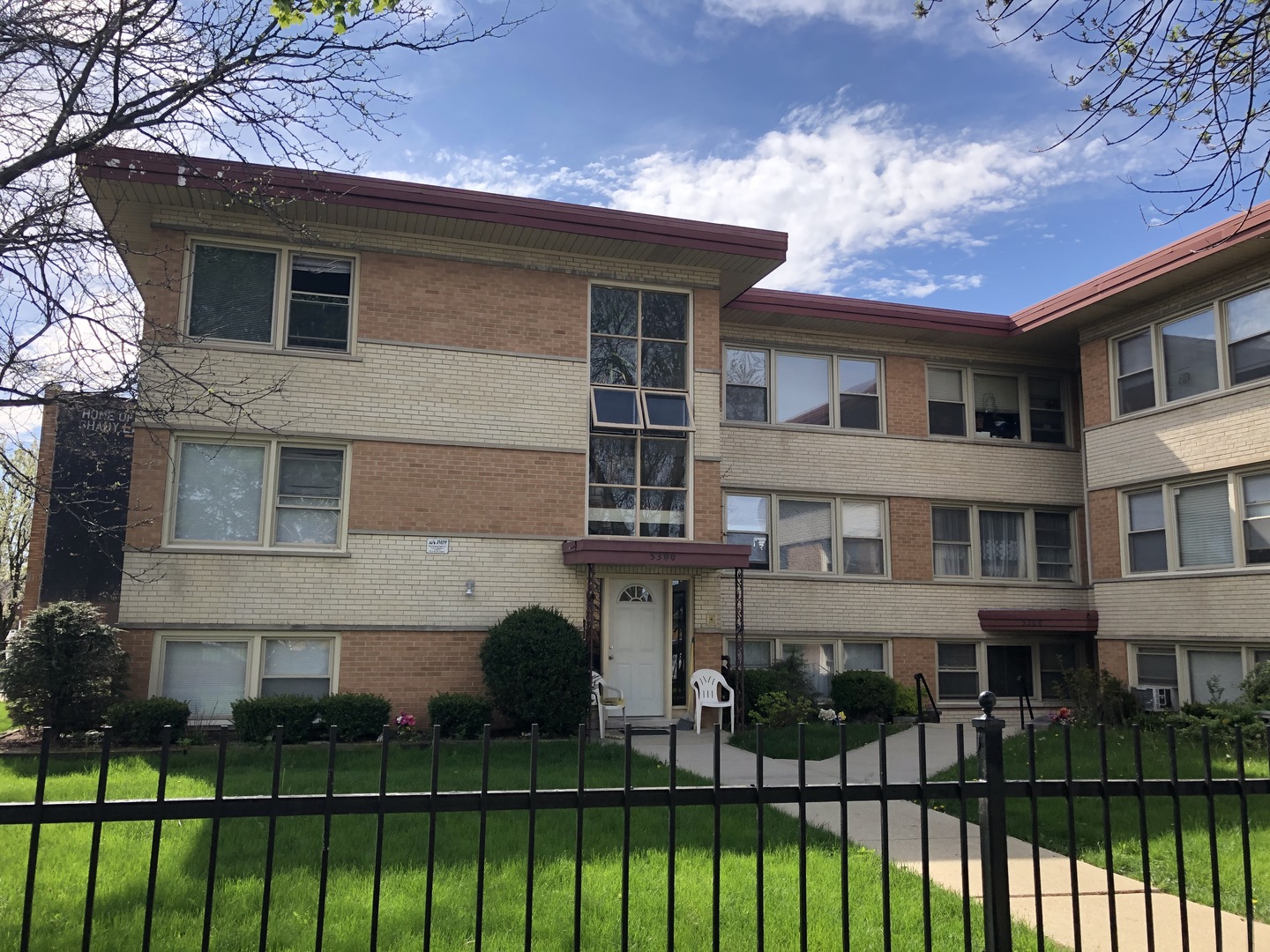 5304 West Addison Street, Unit C3 Chicago, IL 60641 - Photo 1 of 6