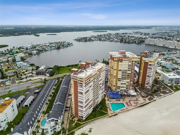 $4,200 | 17900 Gulf Boulevard, Unit 18C, St. Petersburg, FL 33708