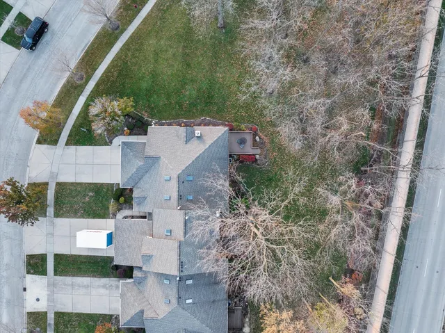 $415,000 | 2171 Wellington Court, New Lenox, IL 60451