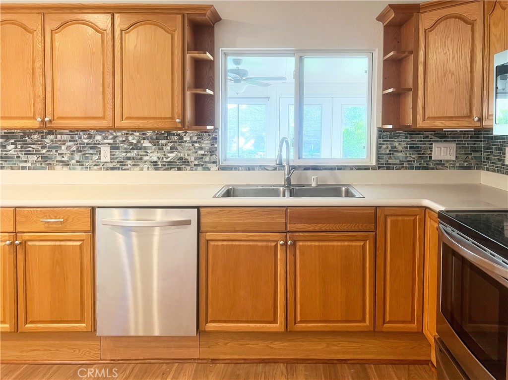23966 Decorah Road Diamond Bar, CA 91765 - Photo 4 of 31 Gallery Image 4