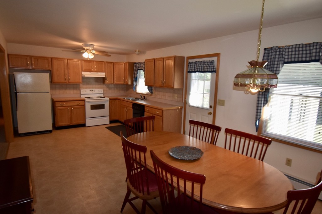 45 Loudville Road Easthampton, MA 01027 - Photo 4 of 17