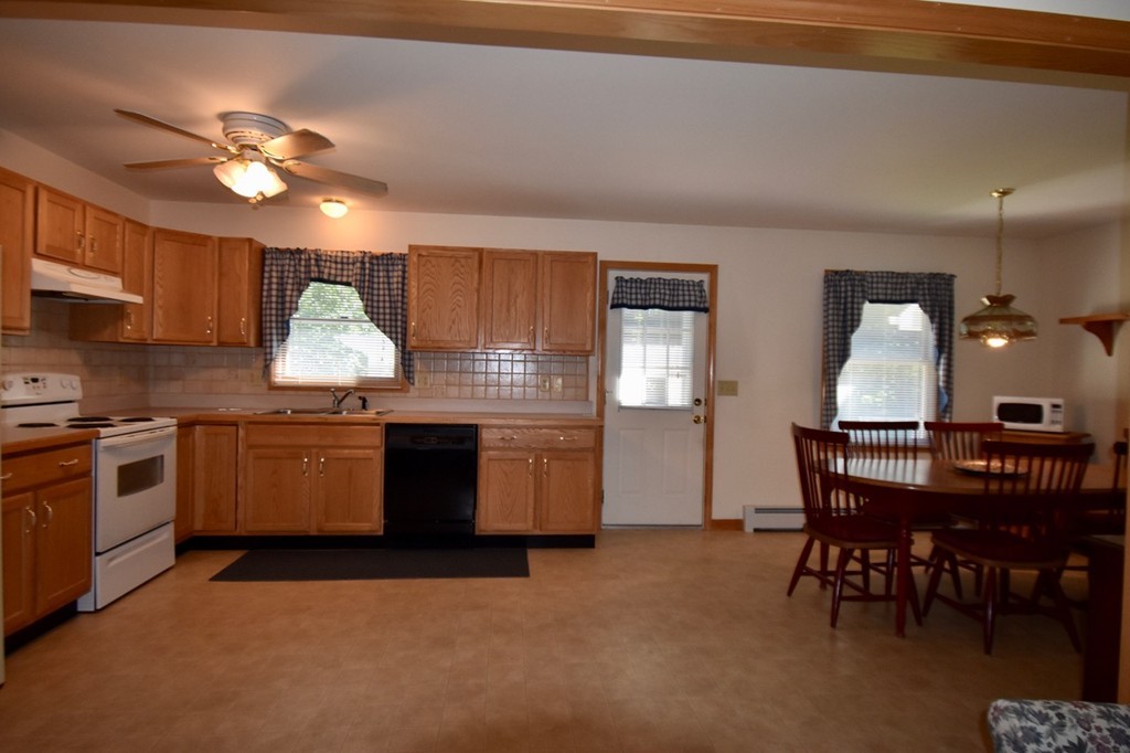 45 Loudville Road Easthampton, MA 01027 - Photo 6 of 17