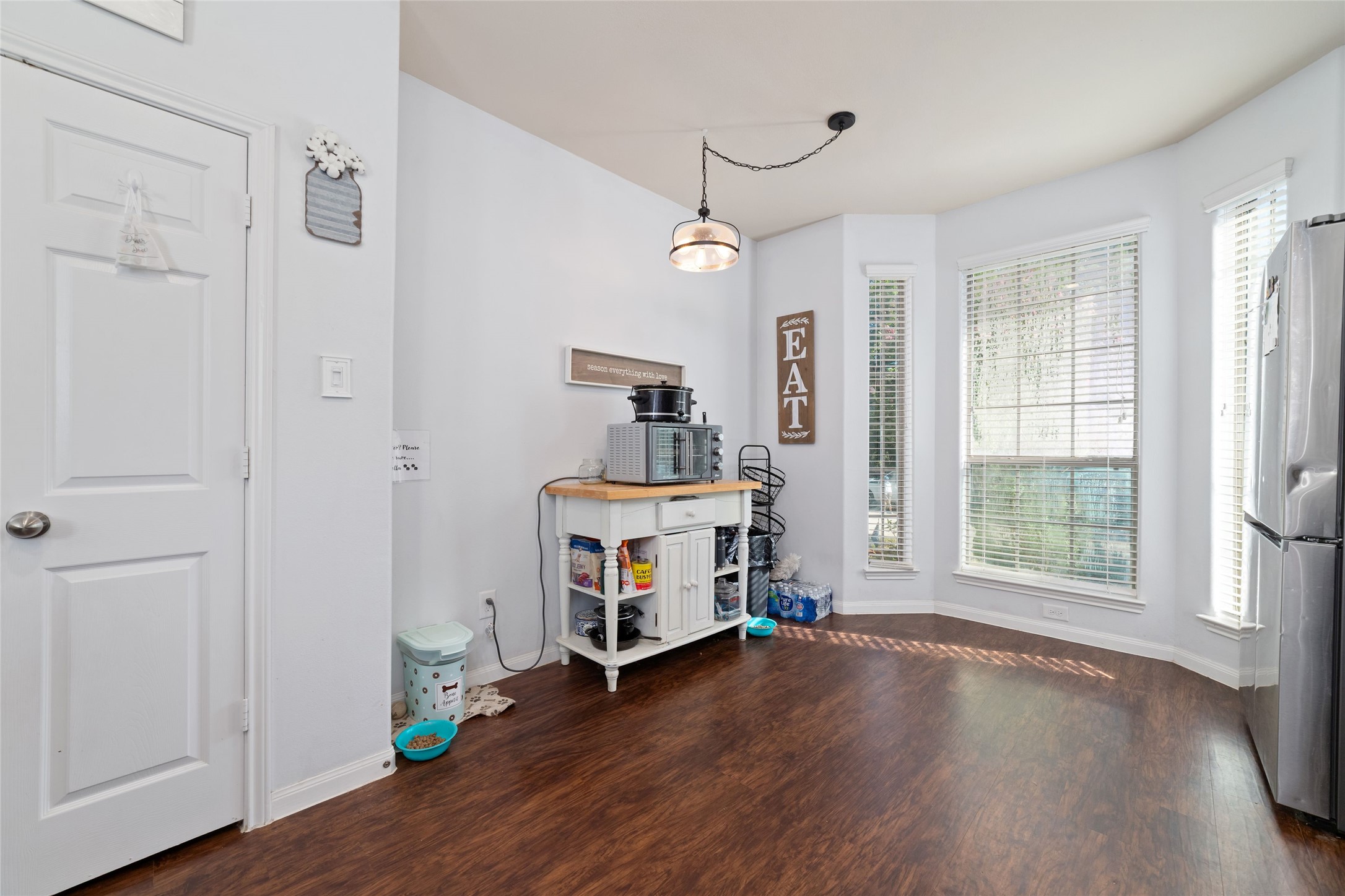 13417 Raintree Drive Montgomery, TX 77356 - Photo 11 of 26 Gallery Image 11