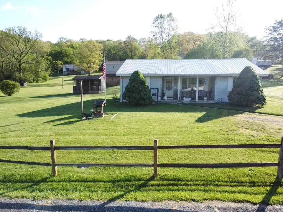 54 Baby Farms Road Peterstown, WV 24963 - Photo 3 of 45 Gallery Image 3