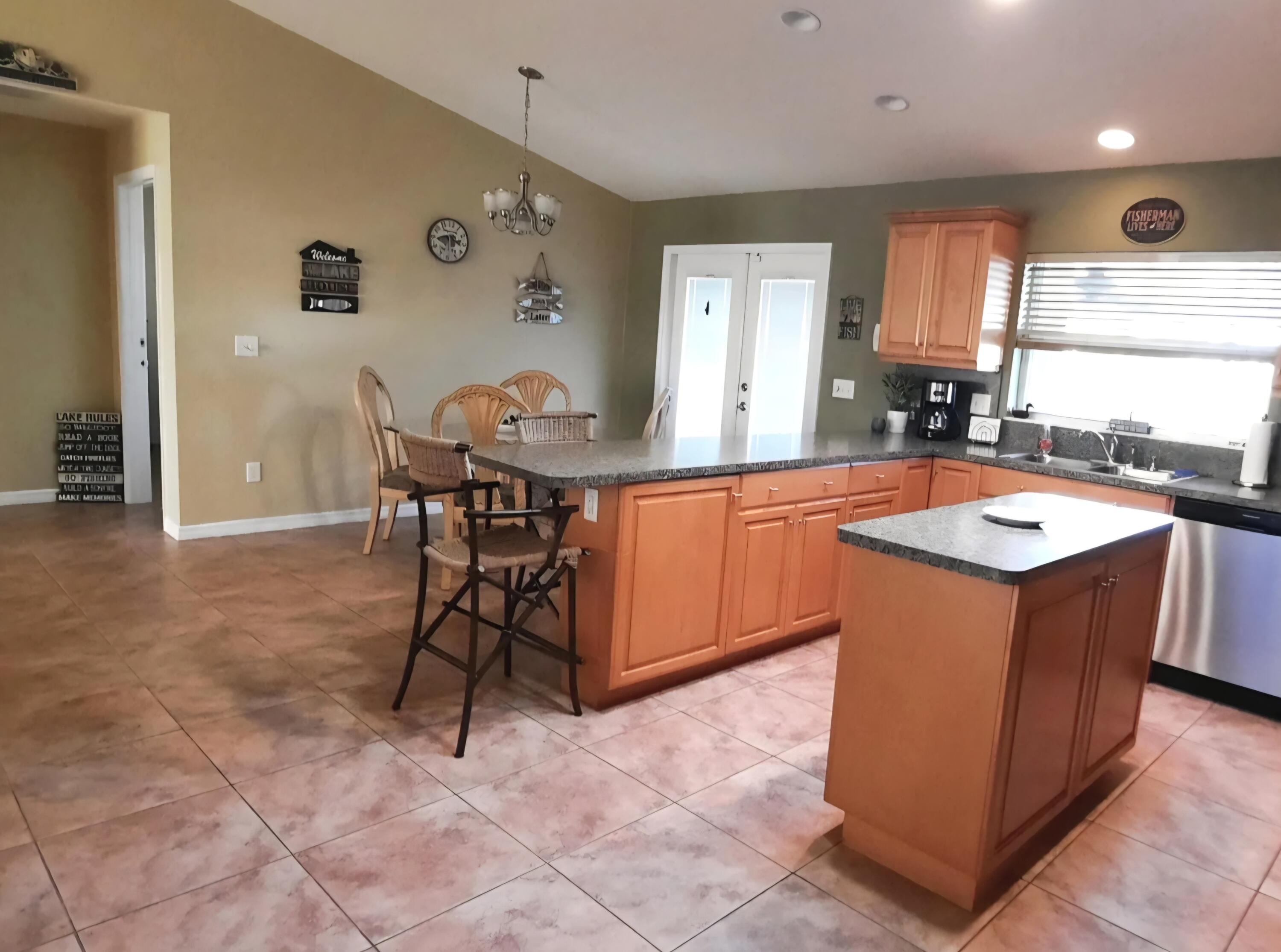 1157 24 Street Okeechobee, FL 34974 - Photo 15 of 46 Screenshot_20260209_142114_realtorcom