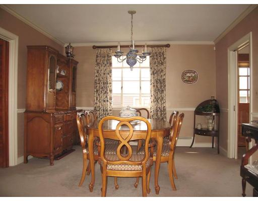75 Great Meadow Road Newton, MA 02459 - Photo 3 of 8