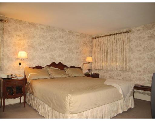 75 Great Meadow Road Newton, MA 02459 - Photo 6 of 8
