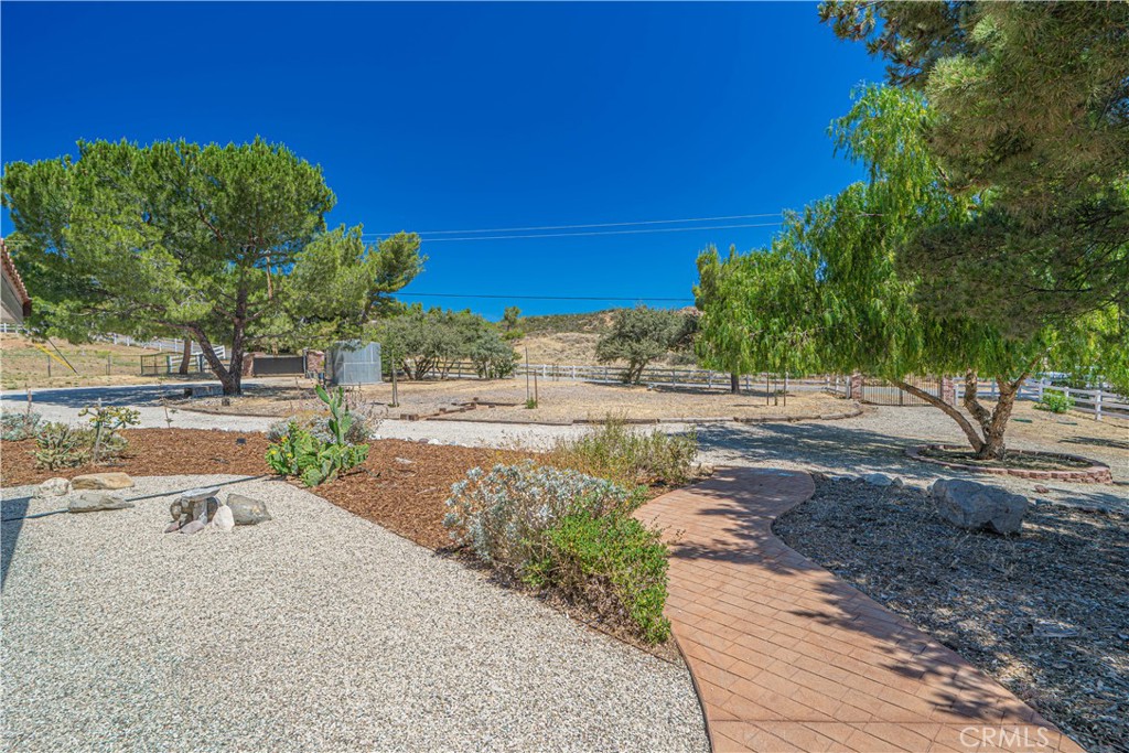 11820 Darling Road Agua Dulce, CA 91390 - Photo 44 of 47