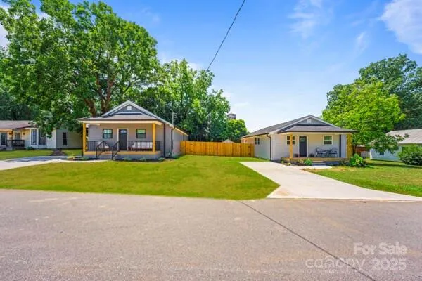 $325,000 | 107 West Poplar Street, Stanley, NC 28164