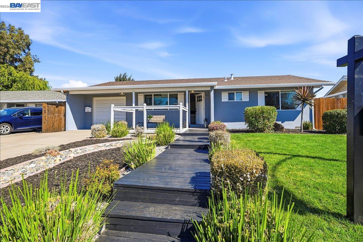 1279 Marigold Road Livermore, CA 94551 - Photo 3 of 53