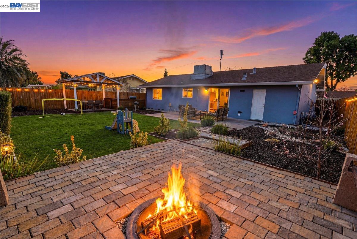 1279 Marigold Road Livermore, CA 94551 - Photo 38 of 53 a front view of a house with a yard