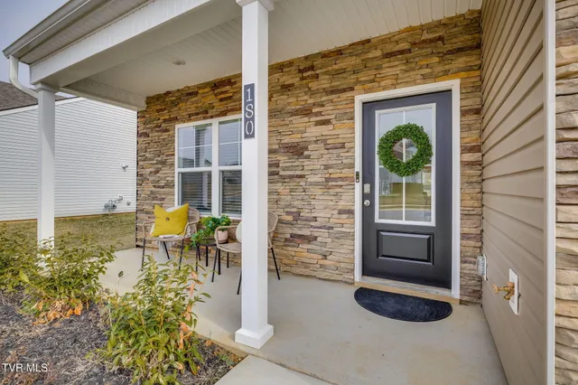 $549,000 | 180 Tanasqui Drive, Johnson City, TN 37604