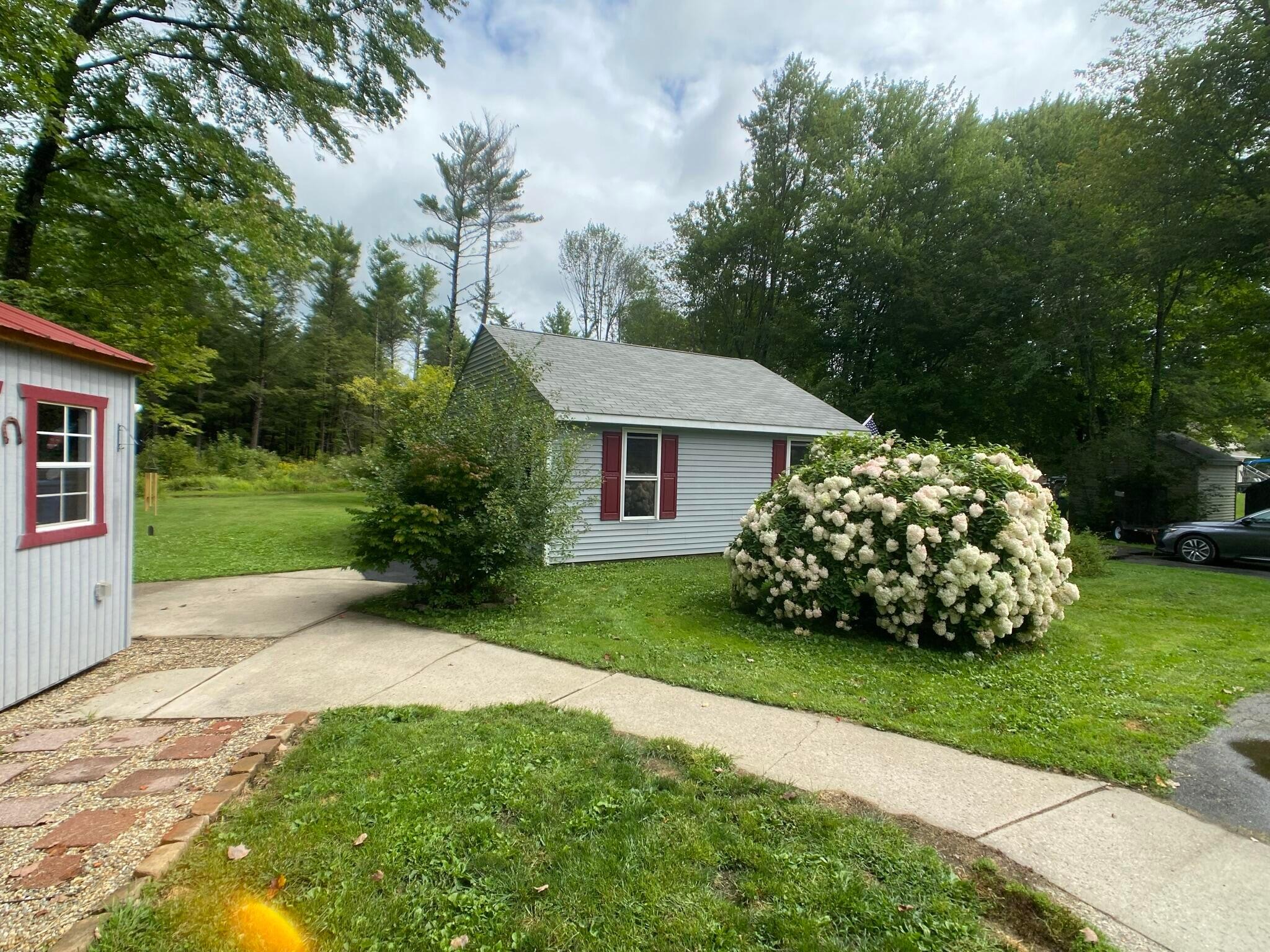 58 Hubbard Road Berwick, ME 03901 - Photo 3 of 23 20210918235442619514000000-o