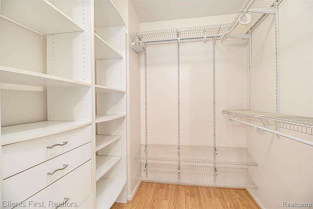 4215 Schaefer Road Dearborn, MI 48126 - Photo 18 of 29 Gallery Image 18