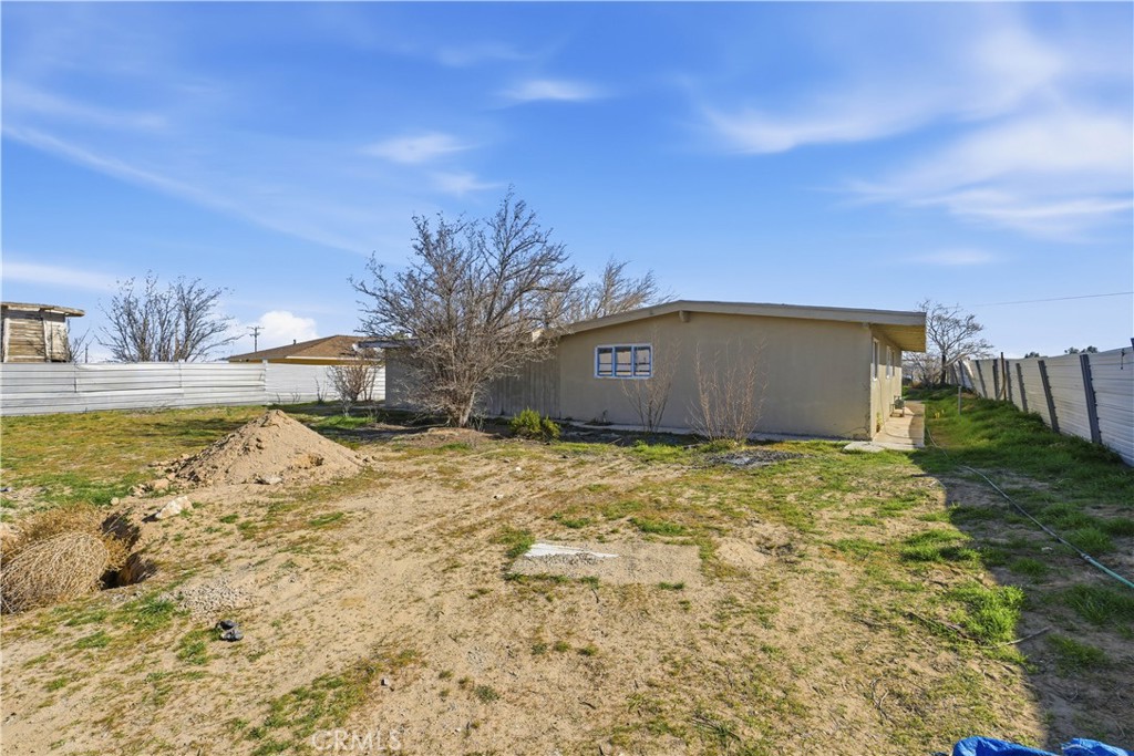 10380 Baker Road Lucerne Valley, CA 92356 - Photo 31 of 42