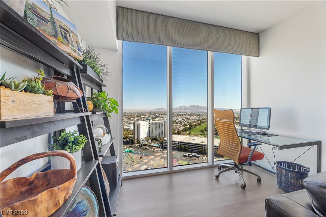 2777 Paradise Road, Unit 2506 Las Vegas, NV 89109 - Photo 18 of 40