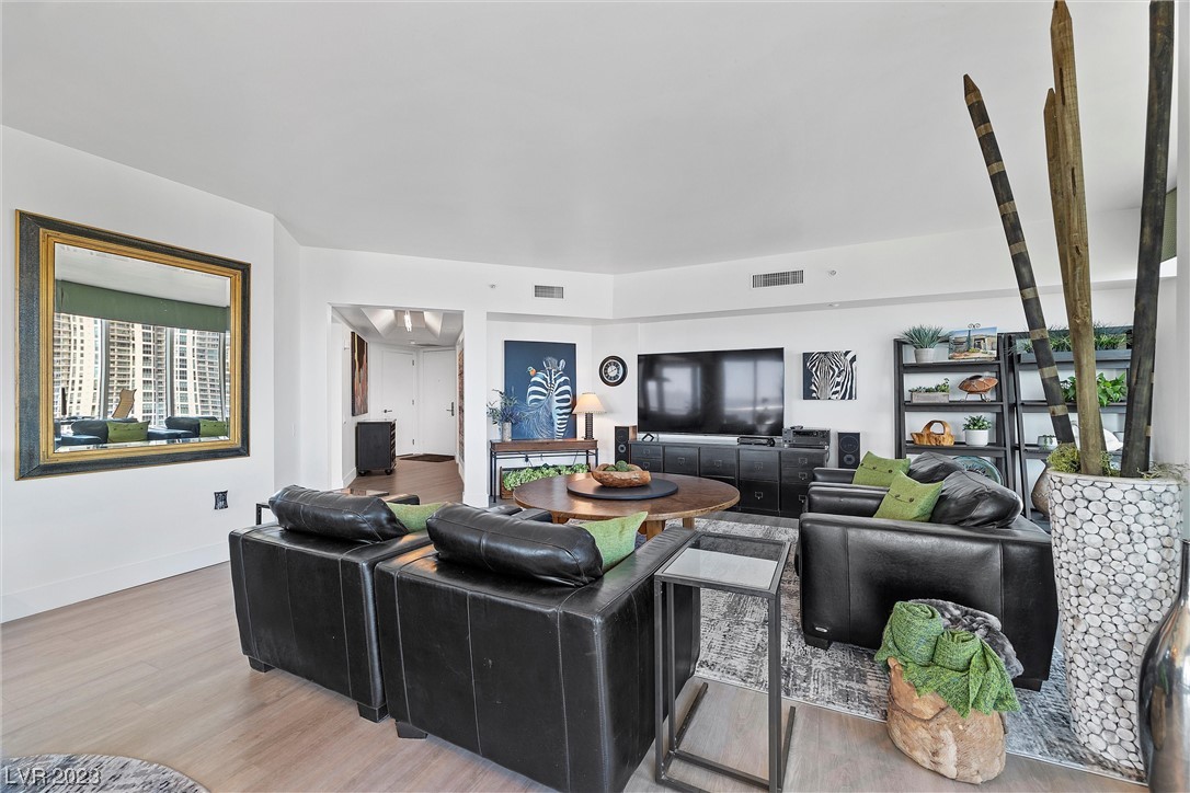 2777 Paradise Road, Unit 2506 Las Vegas, NV 89109 - Photo 5 of 40