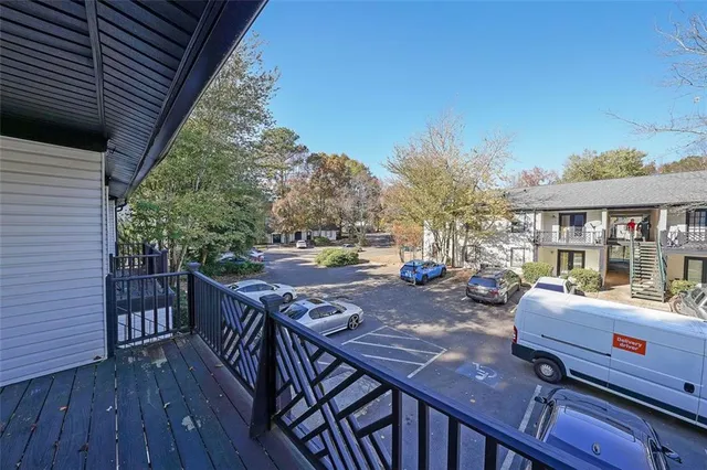 $175,000 | 3603 Woodbriar Circle, Unit M, Tucker, GA 30084