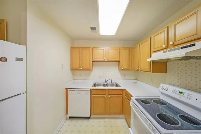 $175,000 | 3603 Woodbriar Circle, Unit M, Tucker, GA 30084