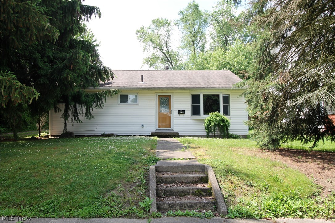 834 Lilly Road Alliance, OH 44601 - Photo 1 of 34 Gallery Image 1