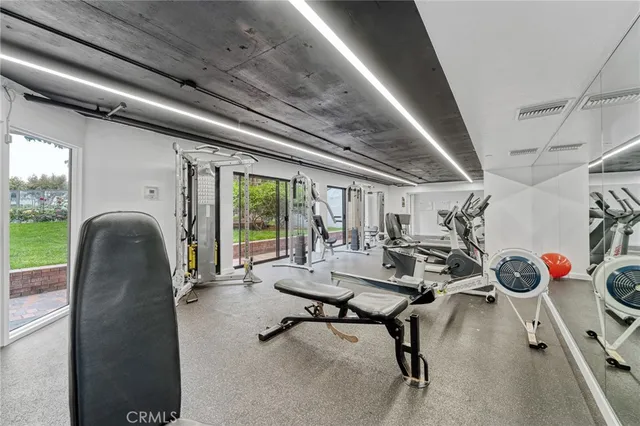 $1,699,000 | 2910 Neilson Way, Unit 503, Santa Monica, CA 90405