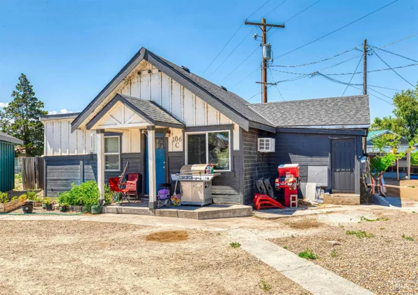 $425,000 | 106 East Main Street, Nyssa, OR 97913