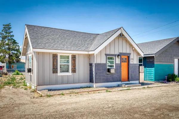 $425,000 | 106 East Main Street, Nyssa, OR 97913