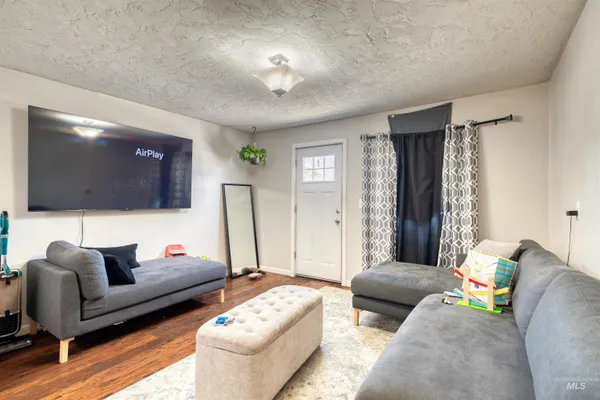 $425,000 | 106 East Main Street, Nyssa, OR 97913