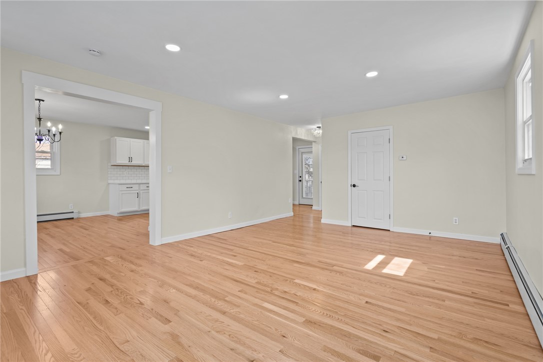 176 Horse Neck Road Warwick, RI 02889 - Photo 12 of 37