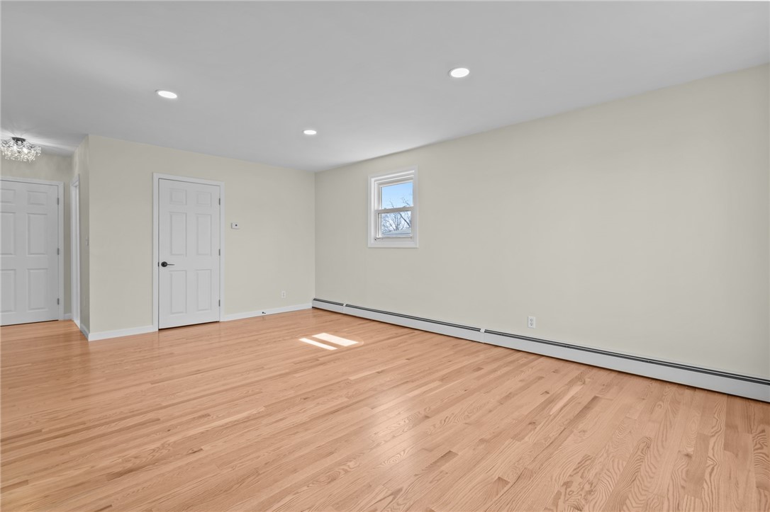 176 Horse Neck Road Warwick, RI 02889 - Photo 14 of 37