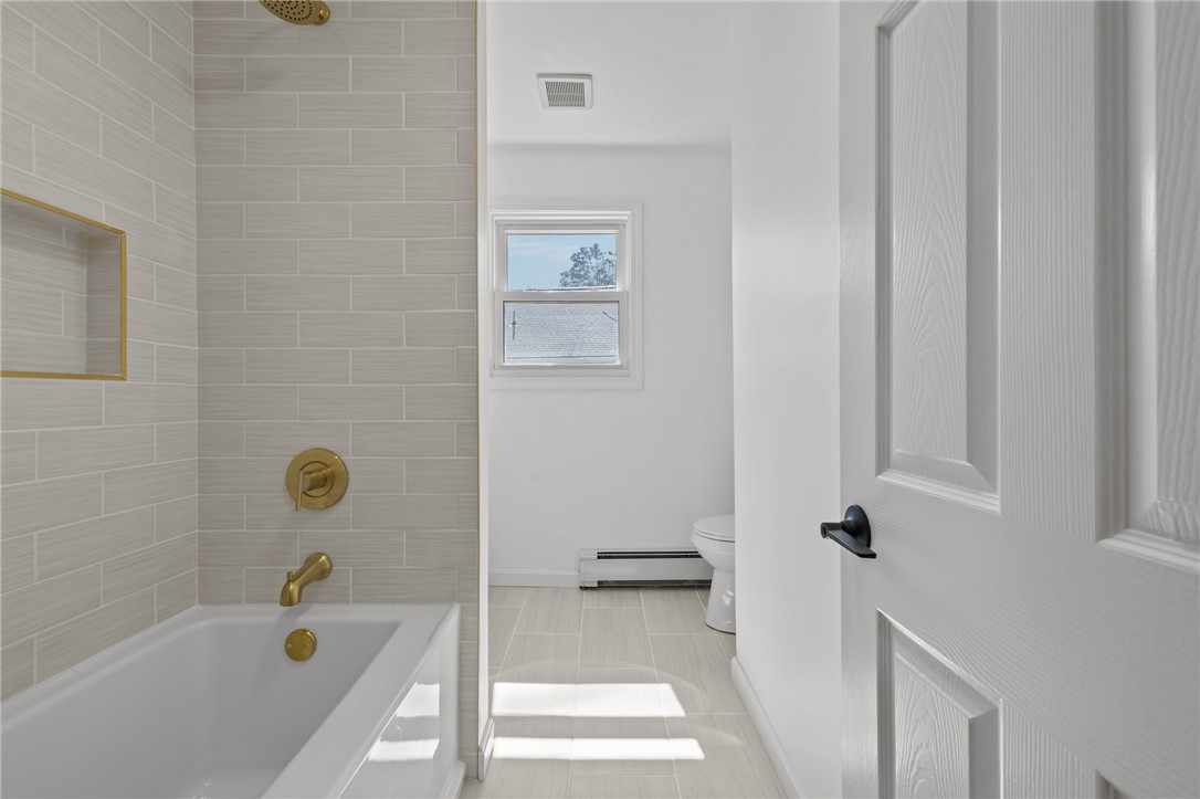 176 Horse Neck Road Warwick, RI 02889 - Photo 15 of 37