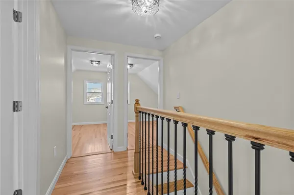 $469,900 | 176 Horse Neck Road, Warwick, RI 02889