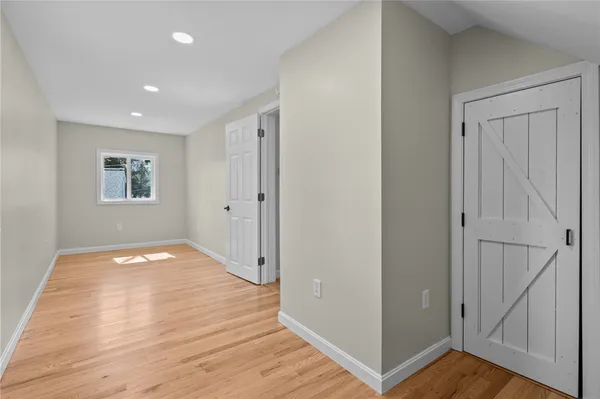 $469,900 | 176 Horse Neck Road, Warwick, RI 02889