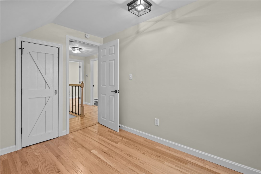 176 Horse Neck Road Warwick, RI 02889 - Photo 26 of 37