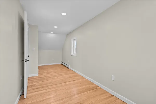 $469,900 | 176 Horse Neck Road, Warwick, RI 02889