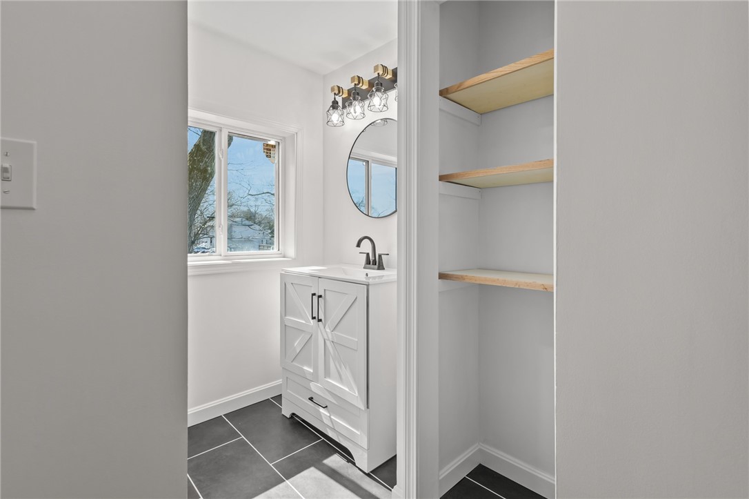 176 Horse Neck Road Warwick, RI 02889 - Photo 30 of 37