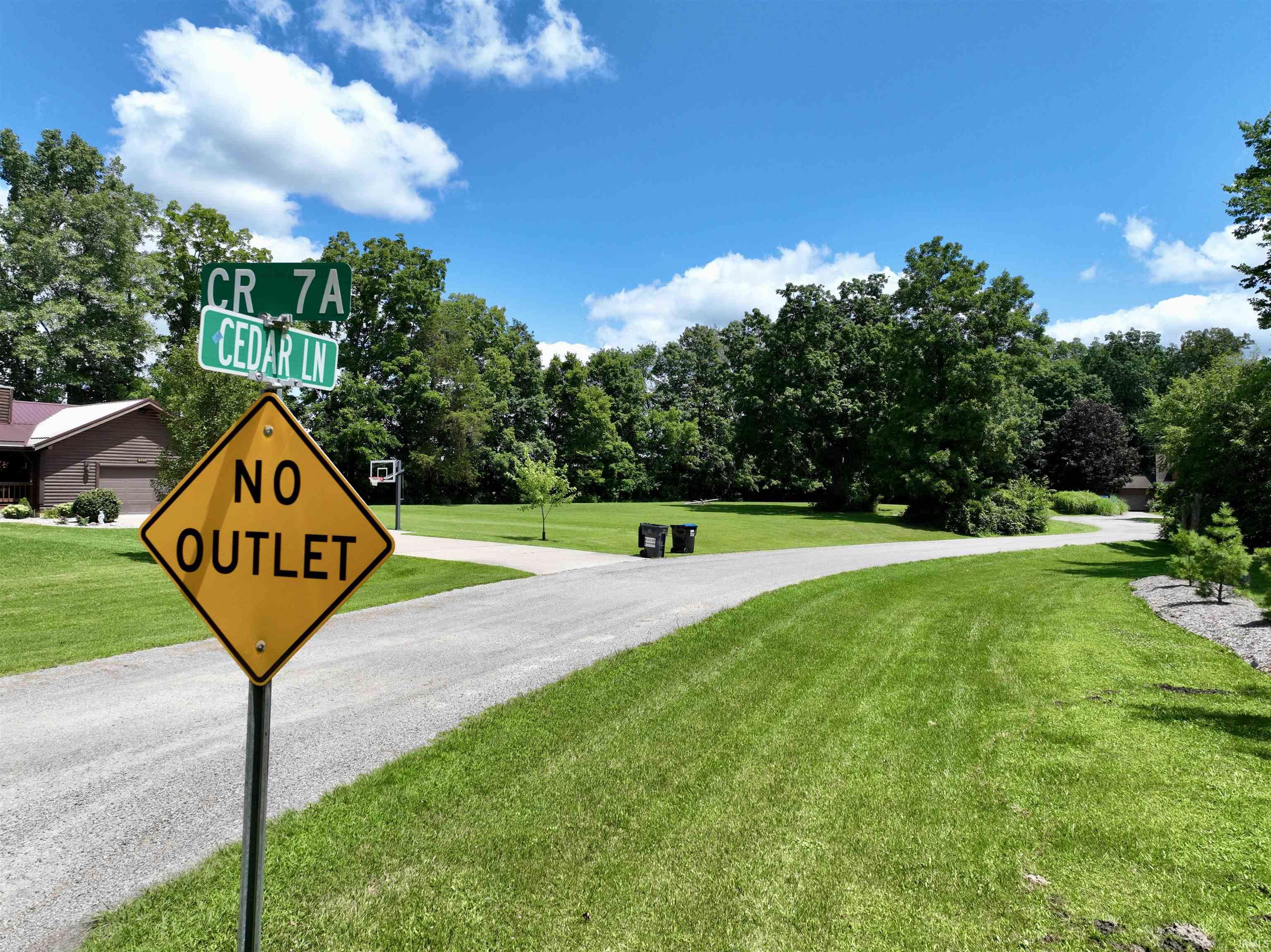 6711 Cedar Garrett, IN 46738 - Photo 15 of 23