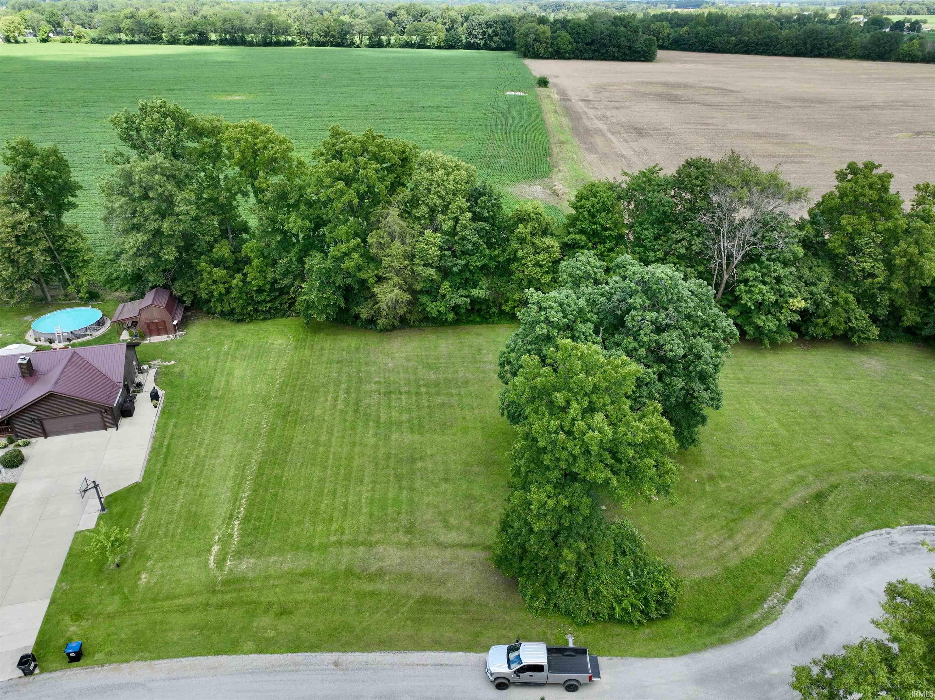 6711 Cedar Garrett, IN 46738 - Photo 2 of 23
