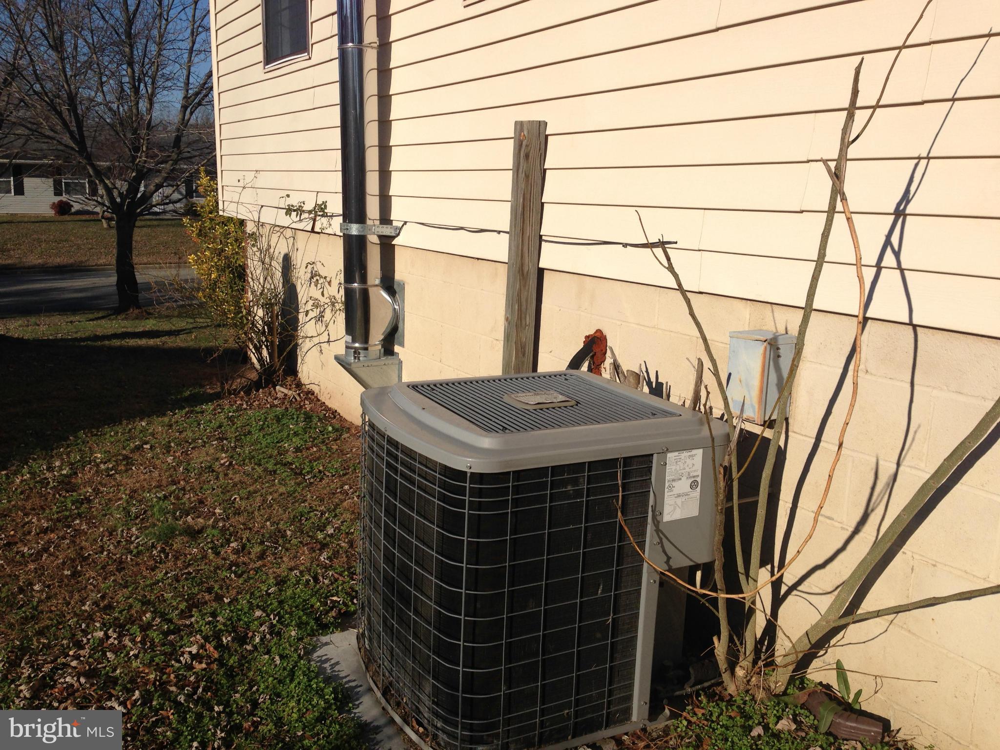 7379 Brett Road Easton, MD 21601 - Photo 14 of 17 Exterior (Rear)