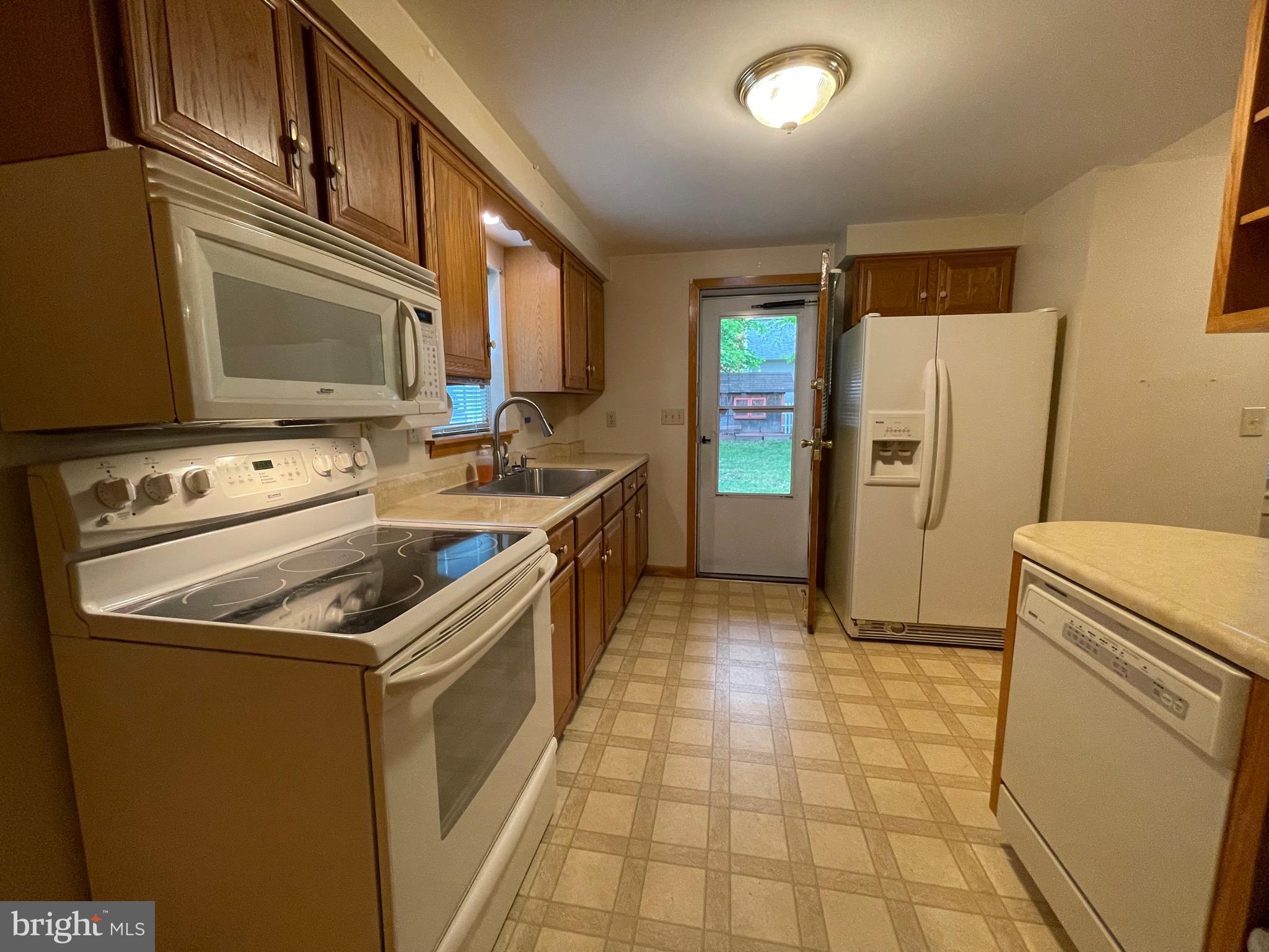 700 Frederick Street Cumberland, MD 21502 - Photo 5 of 32