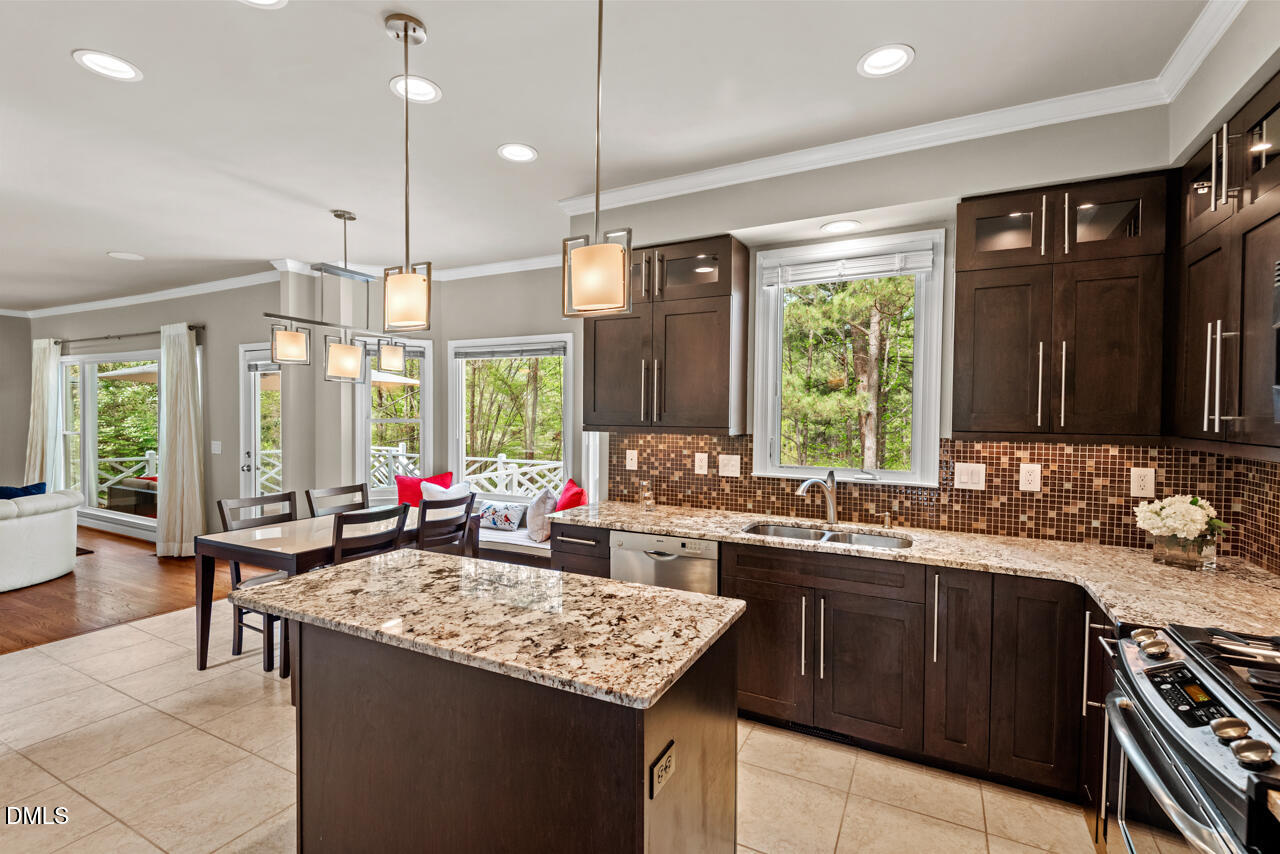 6 Geneva Court Durham, NC 27713 - Photo 5 of 44 39