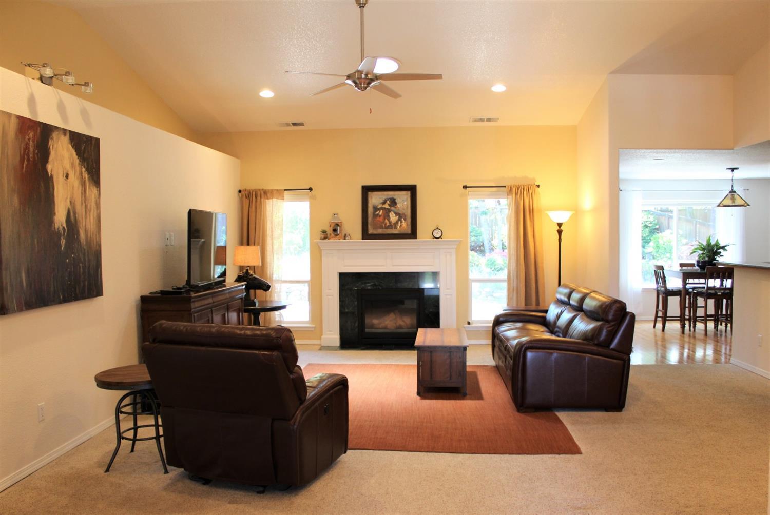 1246 Poppy Ridge Drive Eagle Point, OR 97524 - Photo 5 of 34 Additional Photo