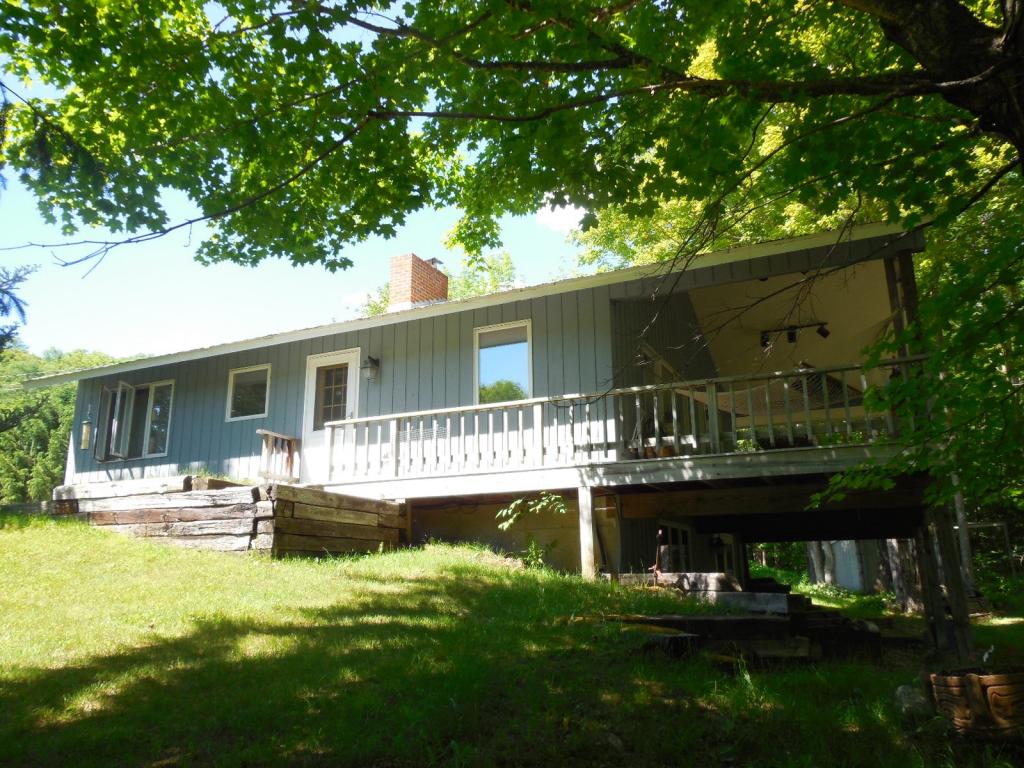1507 Vermont Rte 100 Weston, VT 05161 - Photo 4 of 35