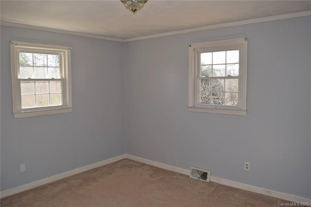 661 Piedmont Road Rutherfordton, NC 28139 - Photo 8 of 24